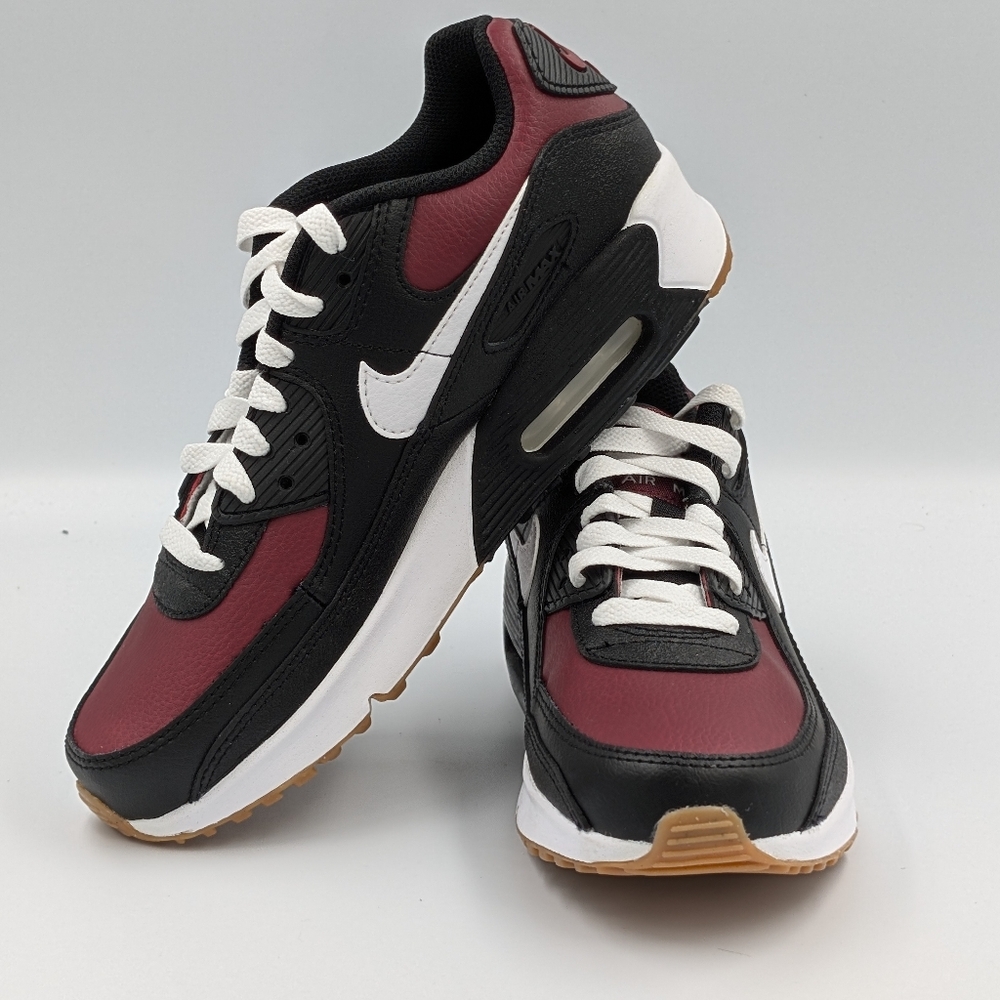 Nike Air Max 90 Leather Kids 4Y Black Gum School Sneakers NIB